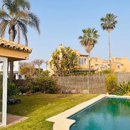 Puerto Sherry Villa *