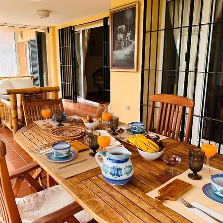 Puerto Sherry Villa